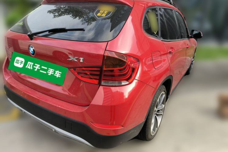 Used BMW X1 2015 sDrive18i Leading Edition Rear Right 45 Deg