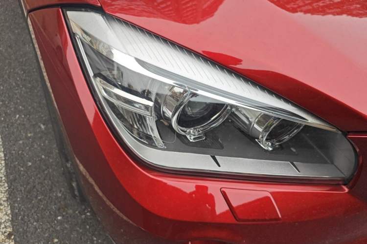 Used BMW X1 2015 sDrive18i Leading Edition Right Front Headlight