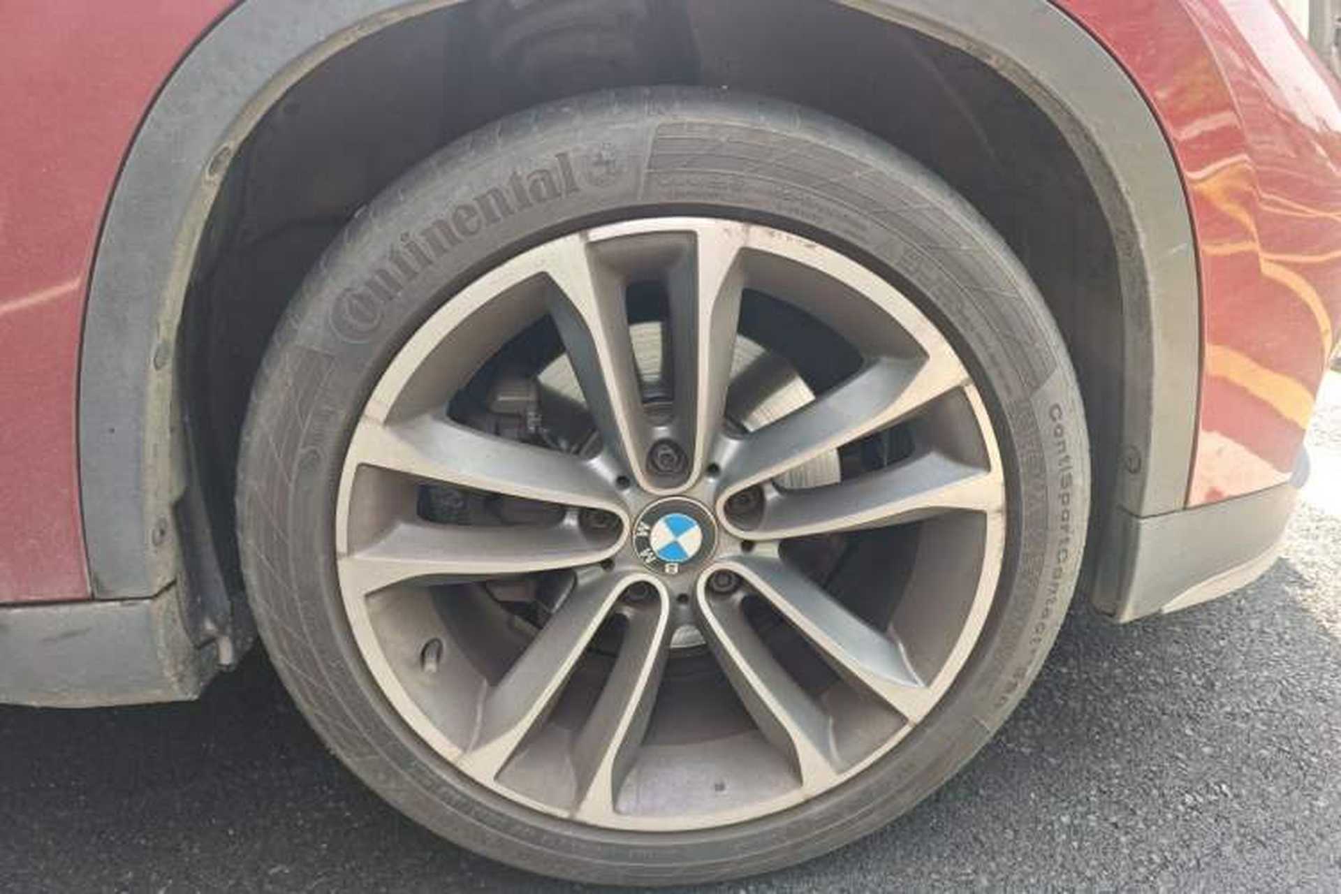 Used BMW X1 2015 sDrive18i Leading Edition Right Front Wheel Hub