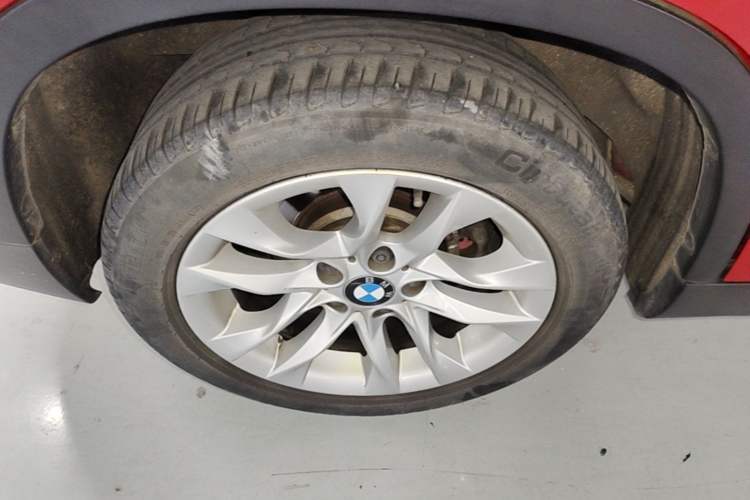 Used BMW X1 2015 sDrive18i Fashion Upgrade Edition Right Rear Wheel Hub