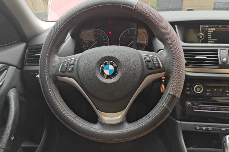 Used BMW X1 2015 sDrive18i Leading Edition Steering Wheel