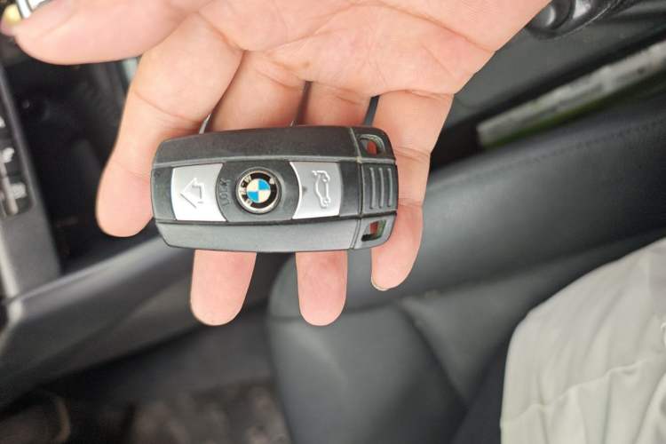 Used BMW X1 2015 sDrive18i Leading Edition Vehicle Key