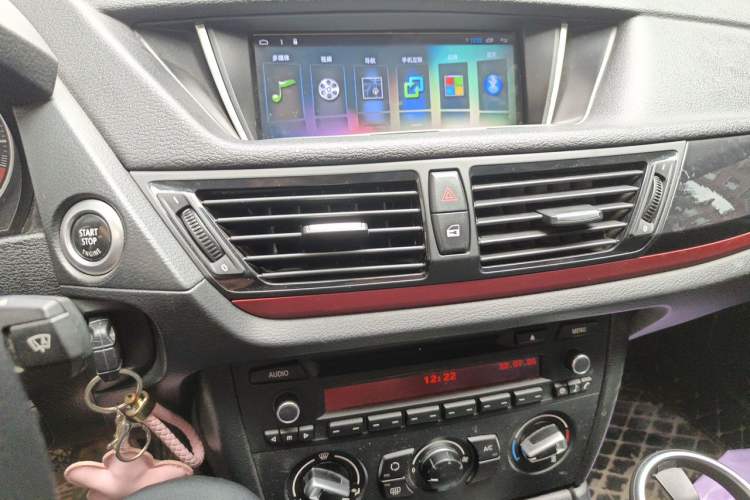 Used BMW X1 2015 sDrive18i Fashion Upgrade Edition Audio And AC Panel