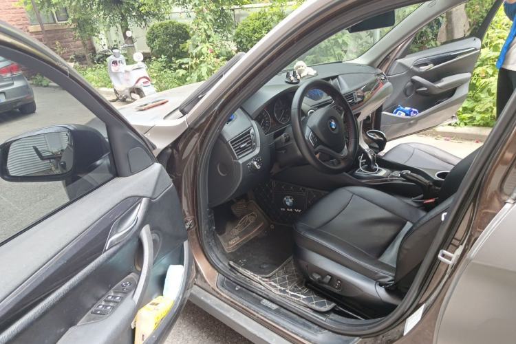 Used BMW X1 2015 sDrive18i Fashion Upgrade Edition Driver Seat