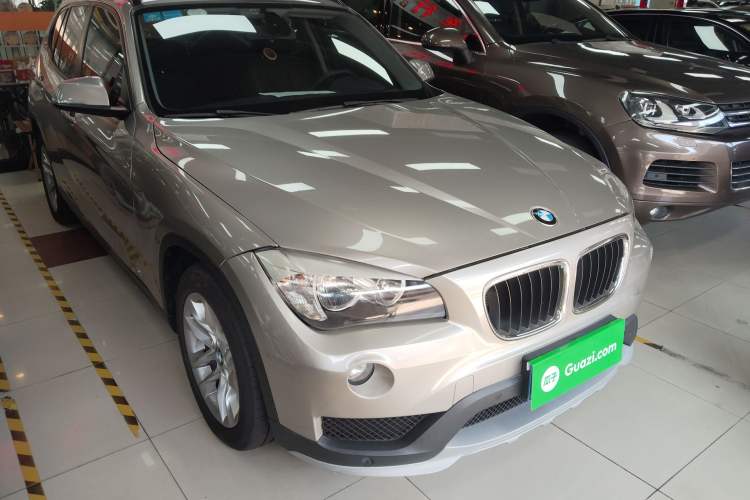 Used BMW X1 2015 sDrive18i Fashion Upgrade Edition Front Right 45 Deg