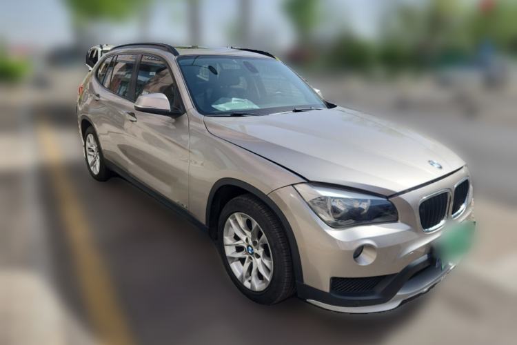 Used BMW X1 2015 sDrive18i Fashion Upgrade Edition Front Right 45 Deg