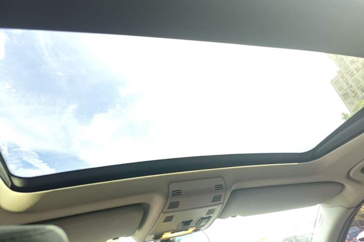 Used BMW X1 2015 sDrive18i Leading Edition Headliner