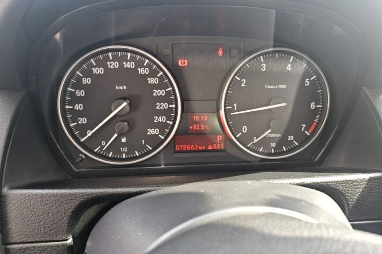 Used BMW X1 2015 sDrive18i Leading Edition Instrument Cluster