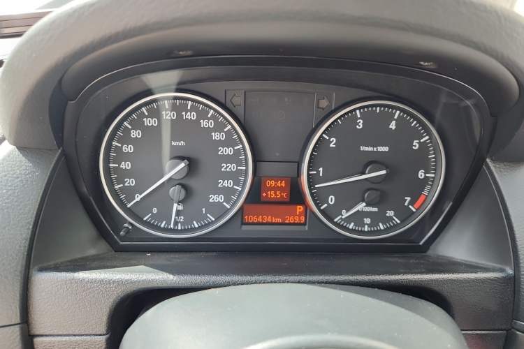 Used BMW X1 2015 sDrive18i Fashion Upgrade Edition Instrument Cluster