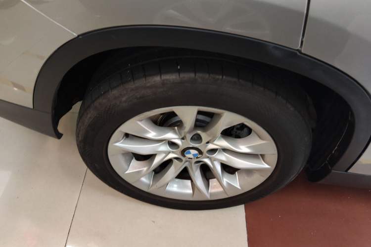 Used BMW X1 2015 sDrive18i Fashion Upgrade Edition Right Rear Wheel Hub