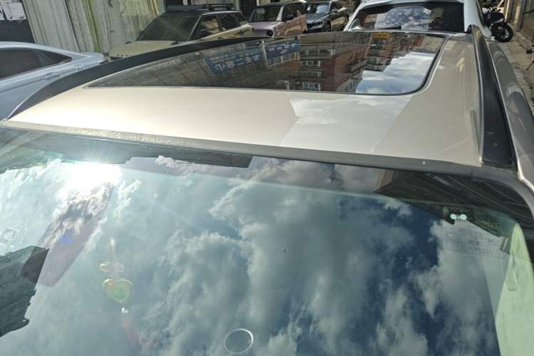 Used BMW X1 2015 sDrive18i Leading Edition Roof