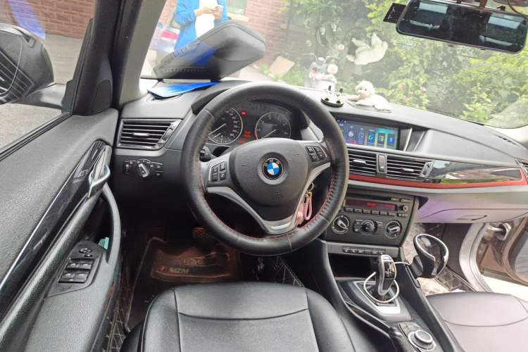 Used BMW X1 2015 sDrive18i Fashion Upgrade Edition Steering Wheel