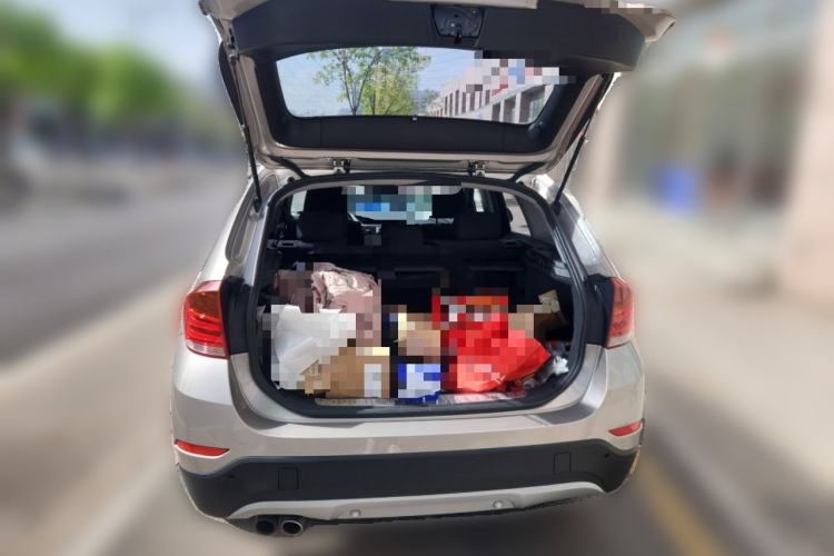 Used BMW X1 2015 sDrive18i Fashion Upgrade Edition Trunk