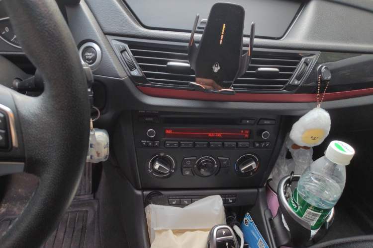 Used BMW X1 2015 sDrive18i Fashion Upgrade Edition Audio And AC Panel