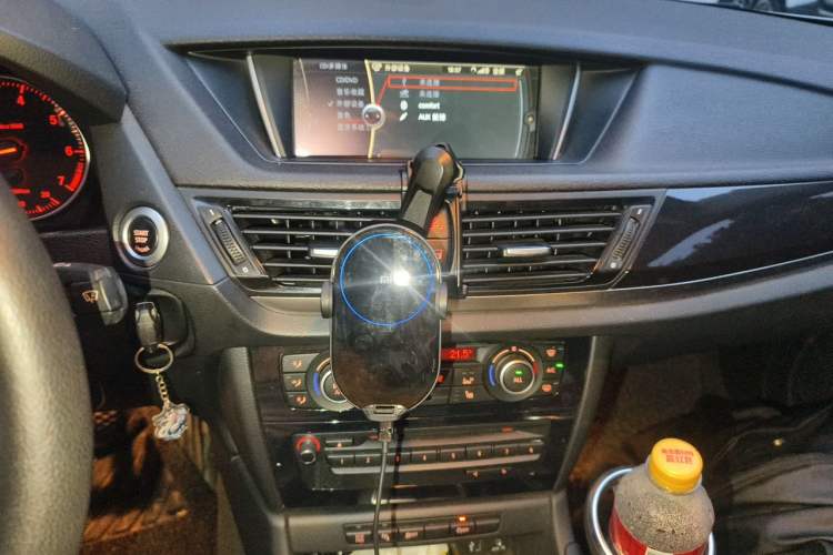 Used BMW X1 2015 sDrive18i Leading Edition Audio And AC Panel
