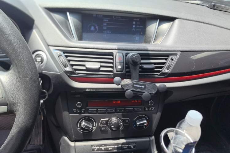 Used BMW X1 2015 sDrive18i Fashion Upgrade Edition Audio And AC Panel
