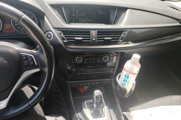 Used BMW X1 2015 xDrive20i Fashion Upgrade Edition Audio And AC Panel