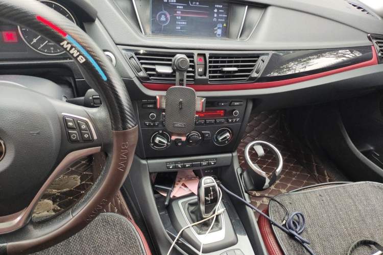 Used BMW X1 2015 sDrive18i Fashion Upgrade Edition Audio And AC Panel