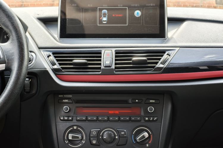Used BMW X1 2015 sDrive18i Fashion Upgrade Edition Audio And AC Panel