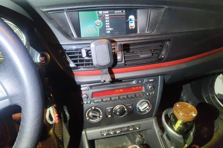 Used BMW X1 2015 xDrive20i Fashion Model Audio And AC Panel