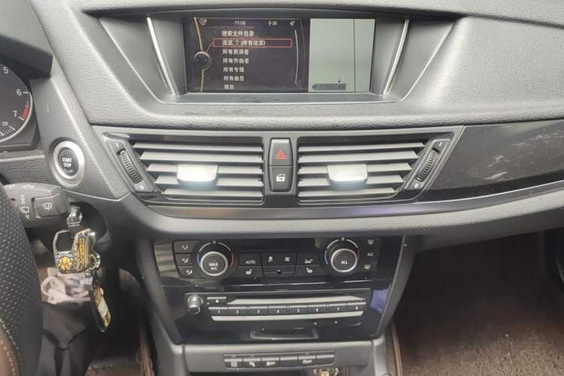 Used BMW X1 2015 sDrive18i Leading Edition Audio And AC Panel