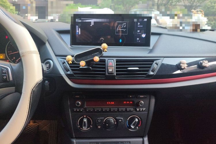 Used BMW X1 2015 sDrive18i Fashion Upgrade Edition Audio And AC Panel