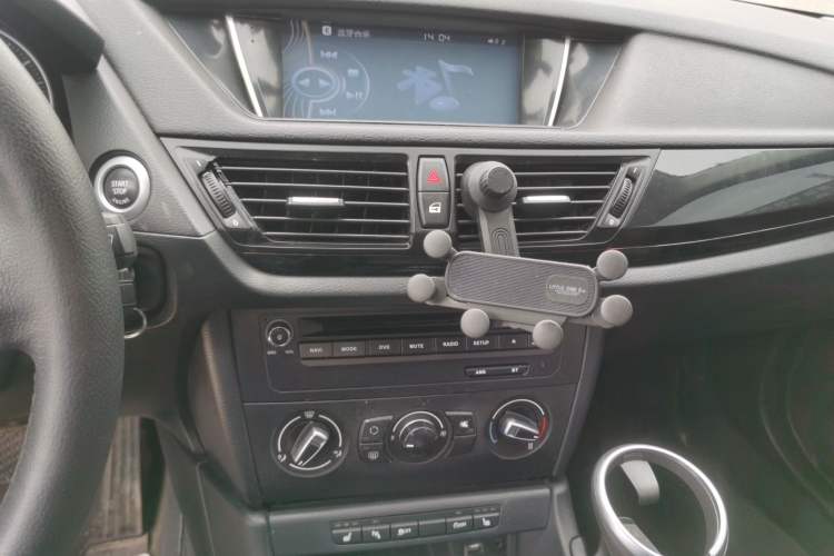 Used BMW X1 2015 sDrive18i Fashion Upgrade Edition Audio And AC Panel