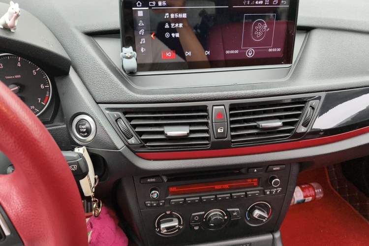 Used BMW X1 2015 sDrive18i Fashion Upgrade Edition Audio And AC Panel