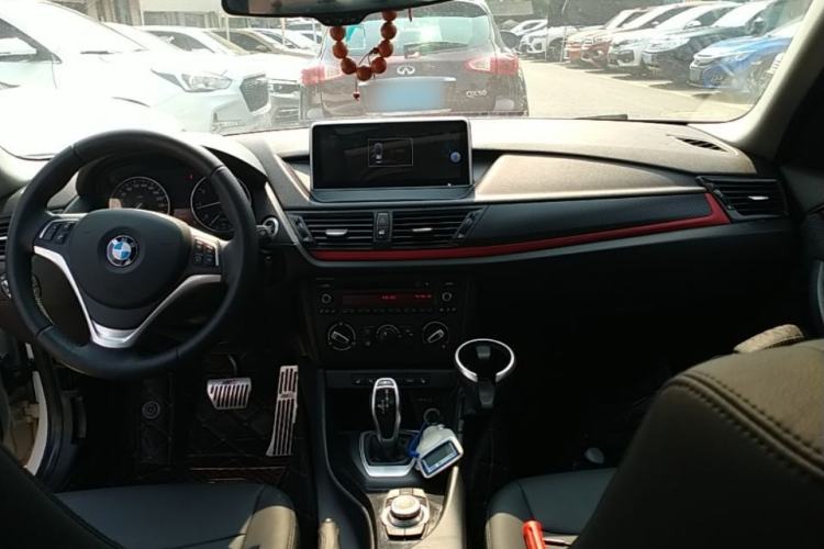 Used BMW X1 2015 sDrive18i Fashion Upgrade Edition Center Console