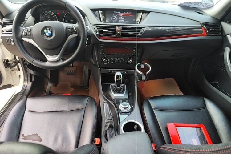 Used BMW X1 2015 sDrive18i Fashion Upgrade Edition Center Console