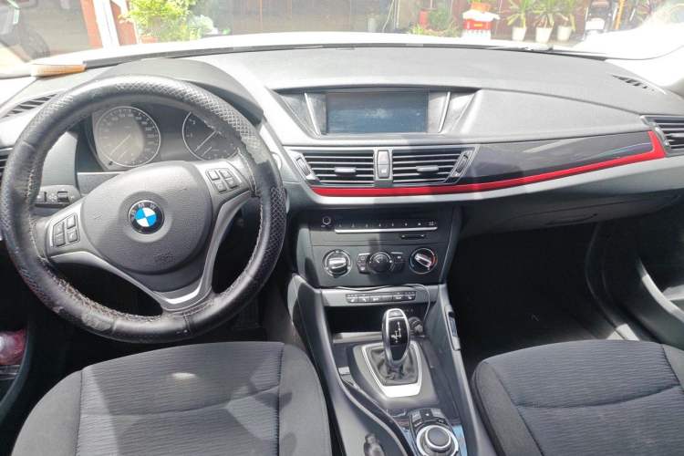 Used BMW X1 2015 sDrive18i Fashion Upgrade Edition Center Console