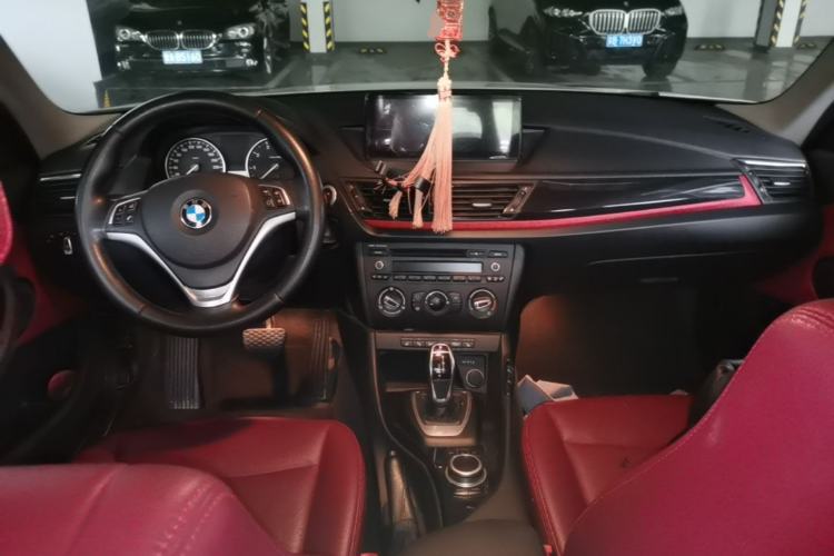 Used BMW X1 2015 sDrive18i Fashion Upgrade Edition Center Console