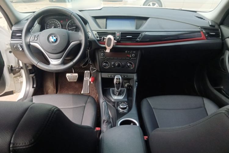 Used BMW X1 2015 sDrive18i Fashion Upgrade Edition Center Console