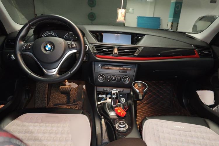 Used BMW X1 2015 sDrive18i Fashion Upgrade Edition Center Console
