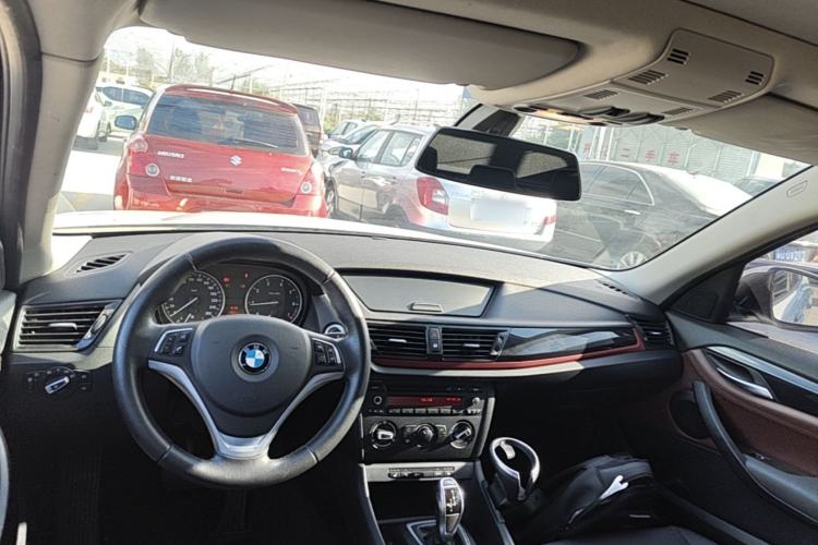 Used BMW X1 2015 sDrive18i Fashion Upgrade Edition Center Console