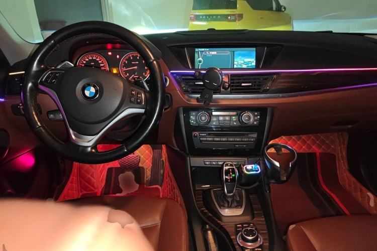Used BMW X1 2015 xDrive20i X Package Upgrade Edition Center Console
