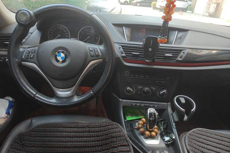 Used BMW X1 2015 sDrive18i Fashion Upgrade Edition Center Console