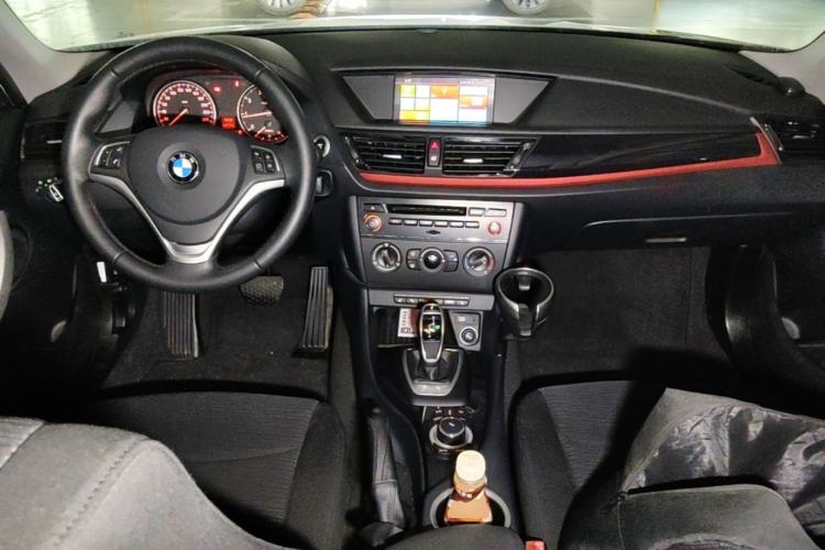 Used BMW X1 2015 sDrive18i Fashion Upgrade Edition Center Console