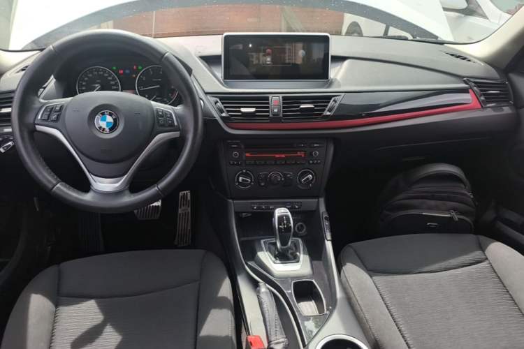 Used BMW X1 2015 sDrive18i Fashion Upgrade Edition Center Console