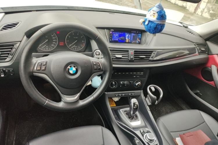 Used BMW X1 2015 sDrive18i Fashion Upgrade Edition Center Console