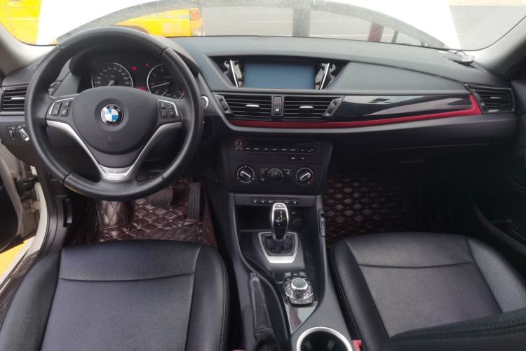 Used BMW X1 2015 sDrive18i Fashion Upgrade Edition Center Console