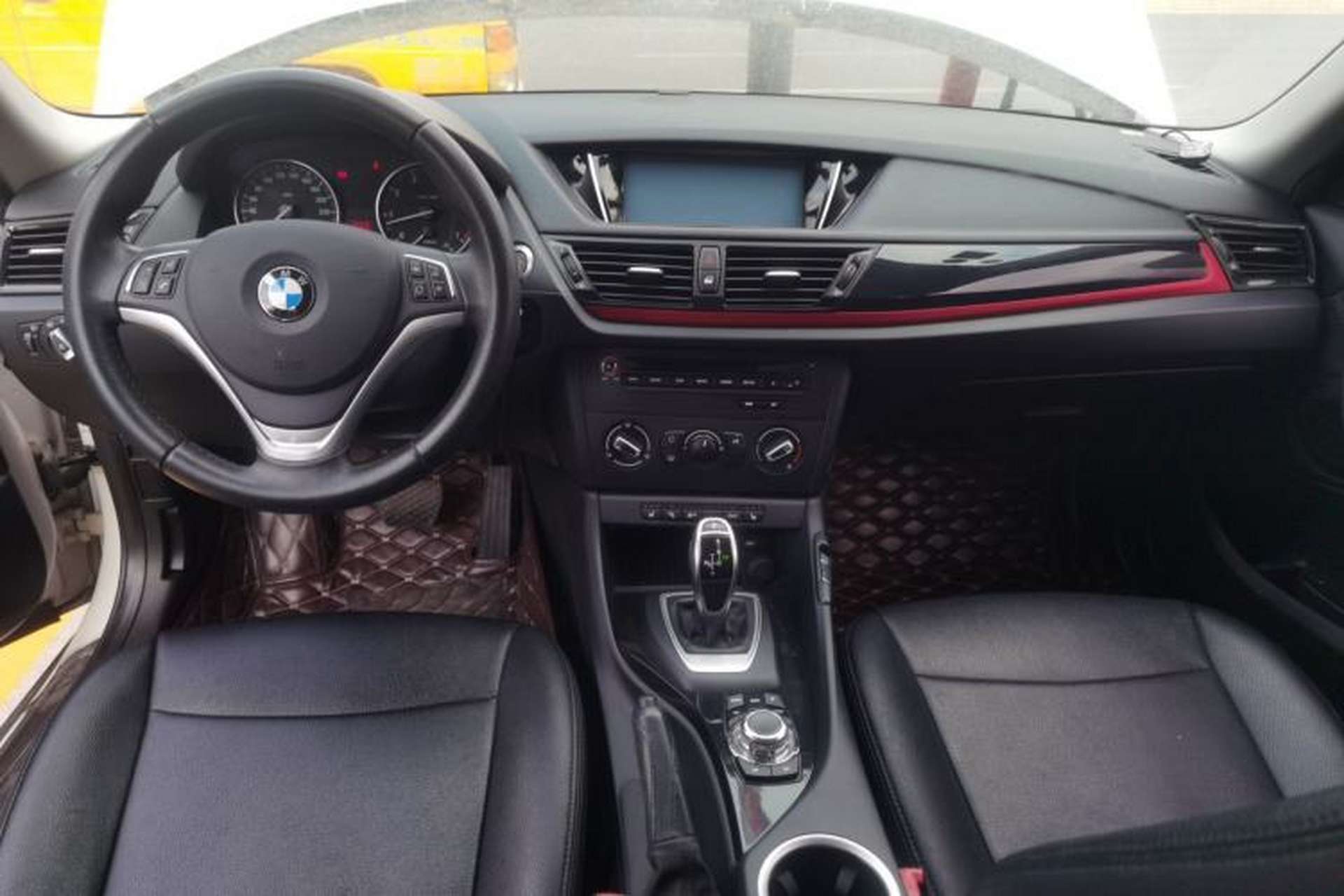 Used BMW X1 2015 sDrive18i Fashion Upgrade Edition Center Console