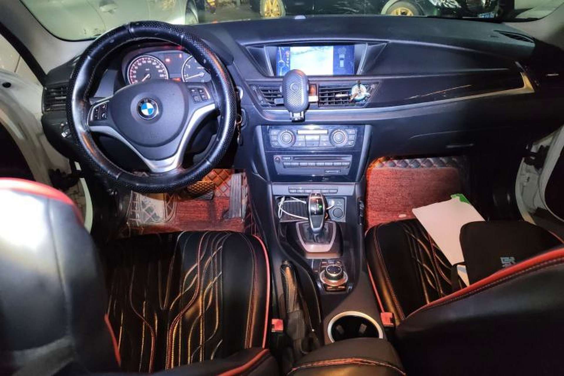 Used BMW X1 2015 sDrive18i Leading Edition Center Console