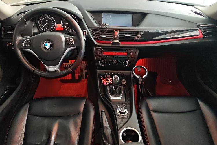 Used BMW X1 2015 sDrive18i Fashion Upgrade Edition Center Console