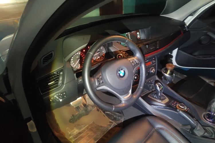 Used BMW X1 2015 xDrive20i Fashion Model Center Console