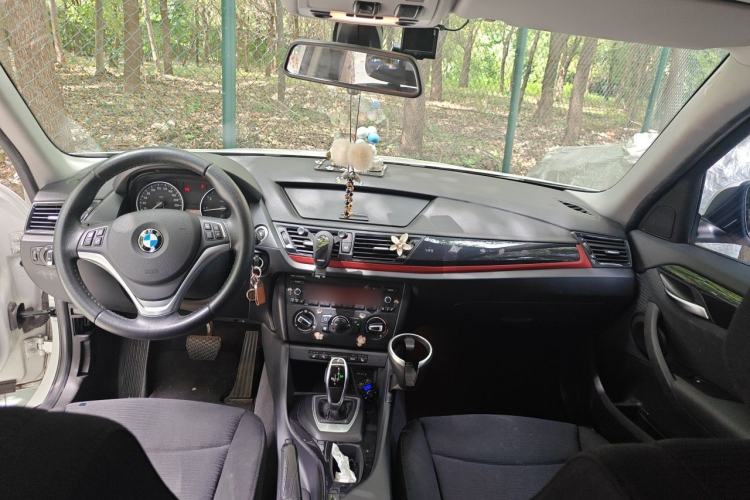 Used BMW X1 2015 sDrive18i Fashion Upgrade Edition Center Console