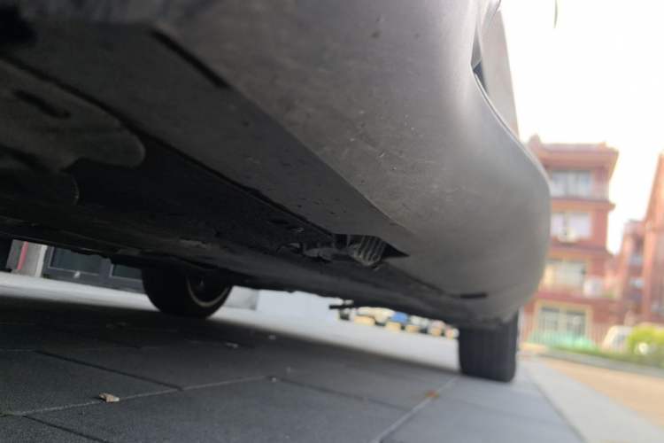 Used BMW X1 2015 sDrive18i Leading Edition Chassis Front Left