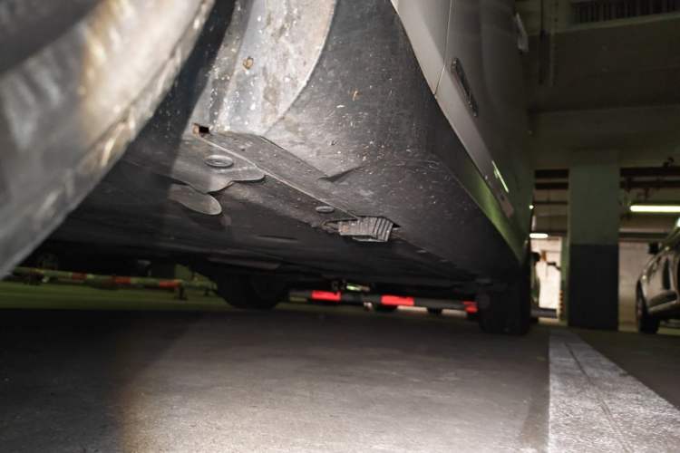 Used BMW X1 2015 sDrive18i Leading Edition Chassis Front Left