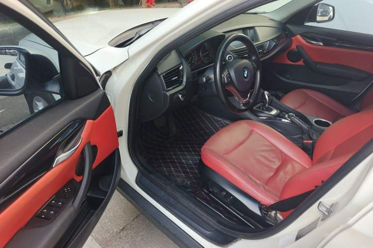 Used BMW X1 2015 sDrive18i Fashion Upgrade Edition Driver Seat