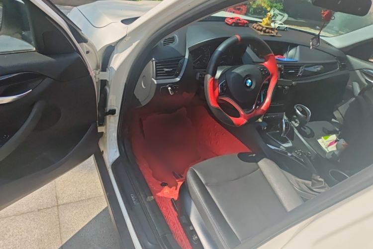 Used BMW X1 2015 sDrive18i Leading Edition Driver Seat